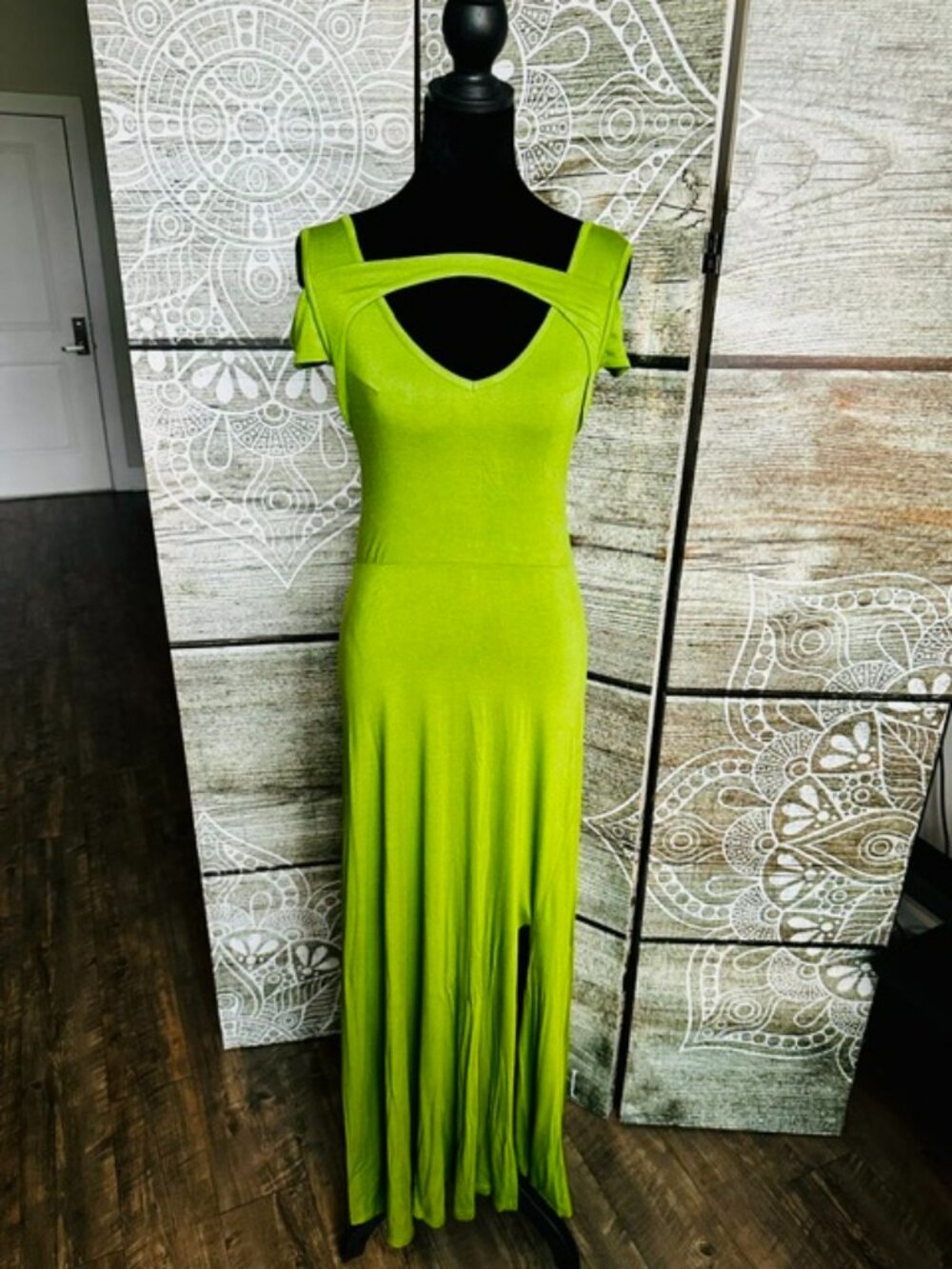 Women's Apple Green Off the Shoulder Dress